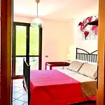 The Sisters' House, Con Giardino Zona Bellagio * Magreglio