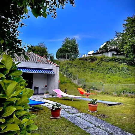 The Sisters' House, Con Giardino Zona Bellagio *