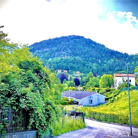 The Sisters' House, Con Giardino Zona Bellagio Semesterbostad